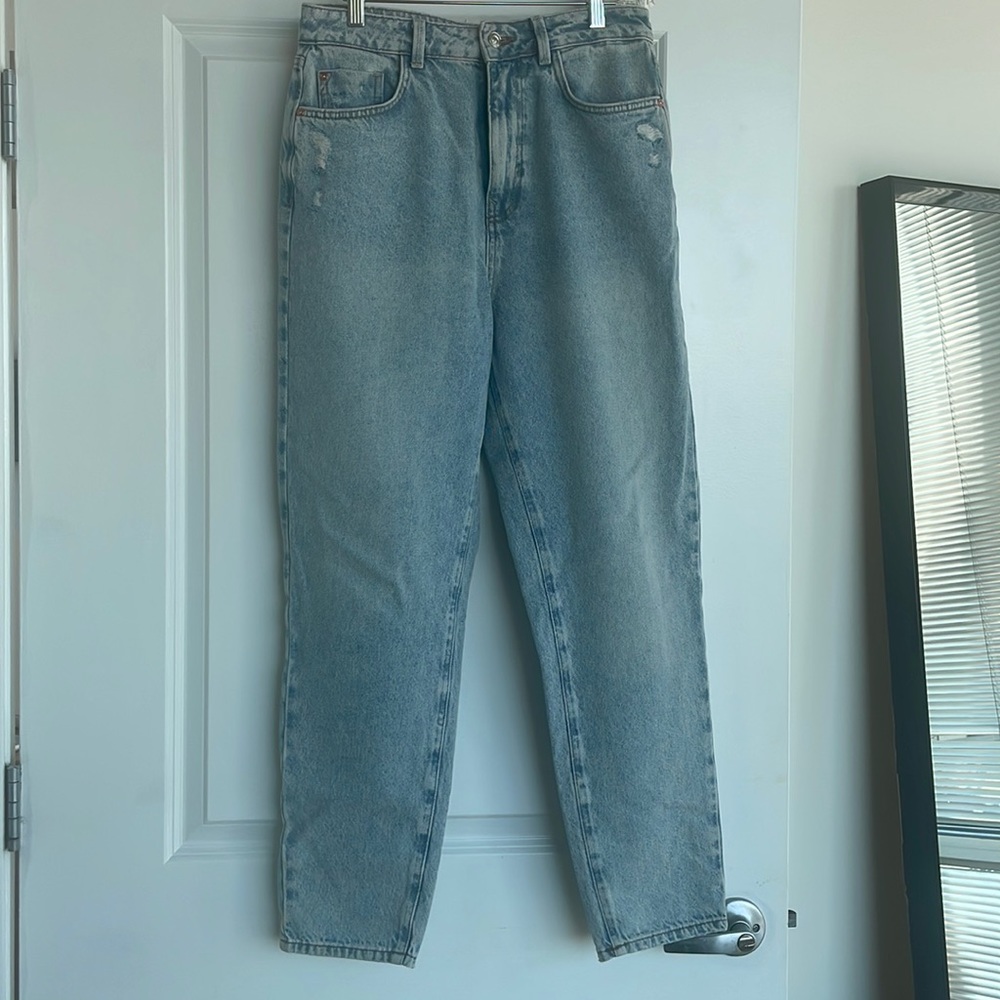 Brand new (no tags) never worn Zara mom jeans